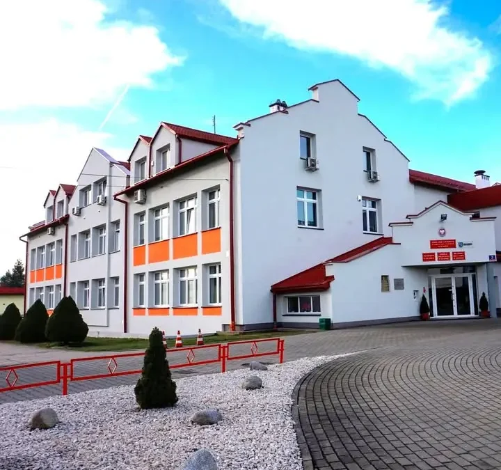 Pierwszoklasiści z Zespołu Szkół Zawodowych w Dynowie złożyli ślubowanie