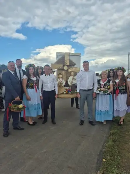 Gmina Głogów Małopolski reprezentowana na Dożynkach Prezydenckich w Tryńczy