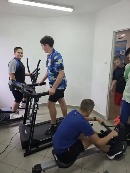 Europejski Dzień Sportu Szkolnego w Dynowie: nowy sprzęt i sportowa rywalizacja