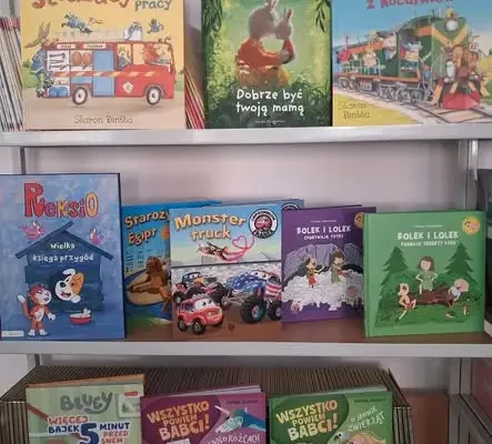 Nowe książki dla dzieci i młodzieży w bibliotece w Błażowej