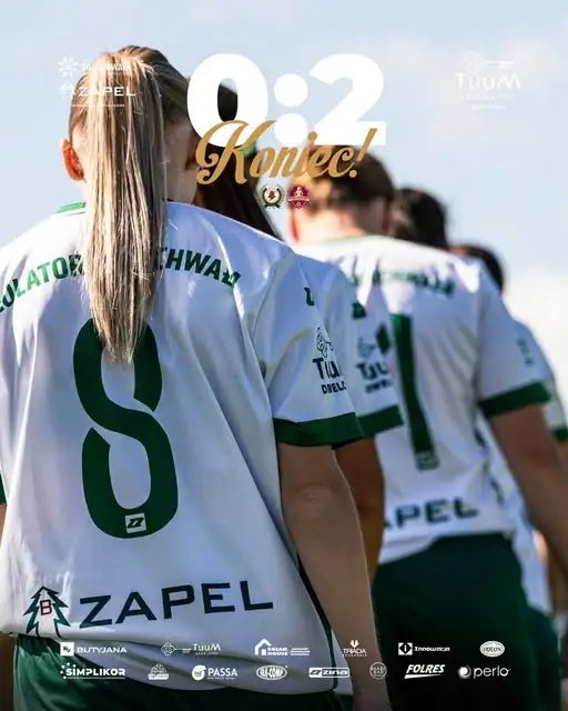 Piłkarki ZKS Izolator Boguchwała przegrywają z Iskrą Brzezinka 0:2