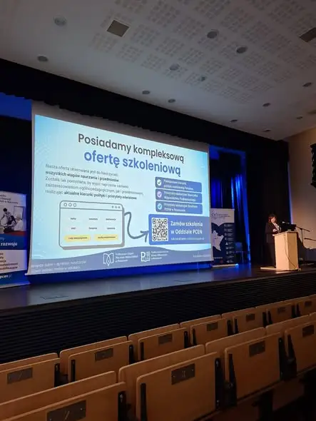 Dyrektorzy szkół z Gminy Trzebownisko na konferencji „Kompas Jutra”
