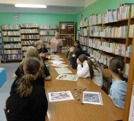 Lekcja historii w Futomie: Uczniowie przenieśli się w świat bohaterów „Dywizjonu 303”