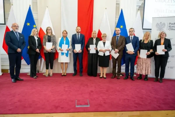 Nauczyciel z Dynowa nagrodzony przez Podkarpackiego Kuratora Oświaty