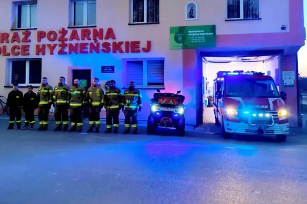 Strażacy z OSP Wólka Hyżneńska oddali hołd poległym kolegom z PSP Nisko