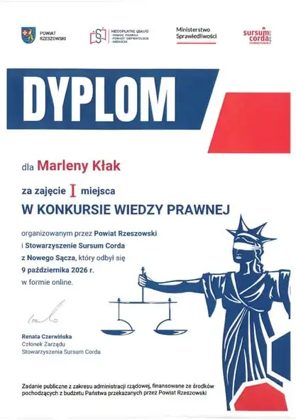 Uczniowie z Dynowa zdominowali konkurs wiedzy prawnej – debiut i od razu całe podium