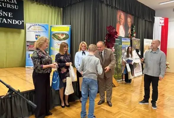 Uczniowie z Błażowej na podium „Leśnego dyktanda” w Dynowie