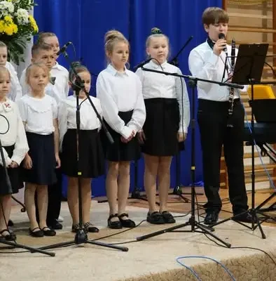 Sukces uczniów z Dynowa: srebro w konkursie „Laudate Deum” w Rzeszowie