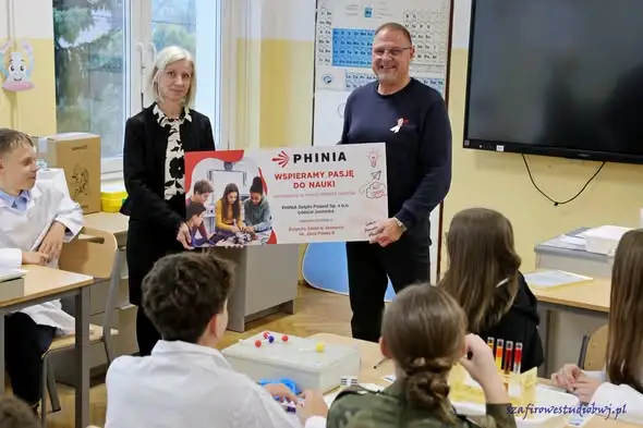 PHINIA wspiera edukację w Gminie Trzebownisko – kolejna darowizna dla szkoły w Jasionce