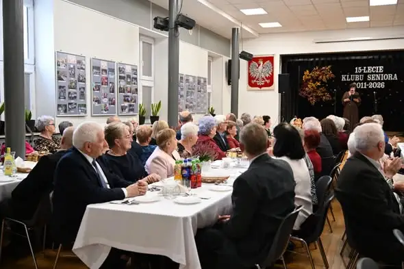 Klub Seniora świętował 15-lecie – wspomnienia, wzruszenia i muzyka