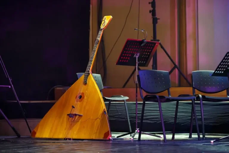 Folk miejski i wiejski Podkarpacia w nowym brzmieniu – koncert w Rzeszowie