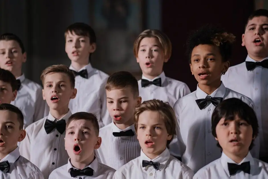 Muzyczne eksperymenty w Suchowoli – uczniowie spotkali się z filharmonikami